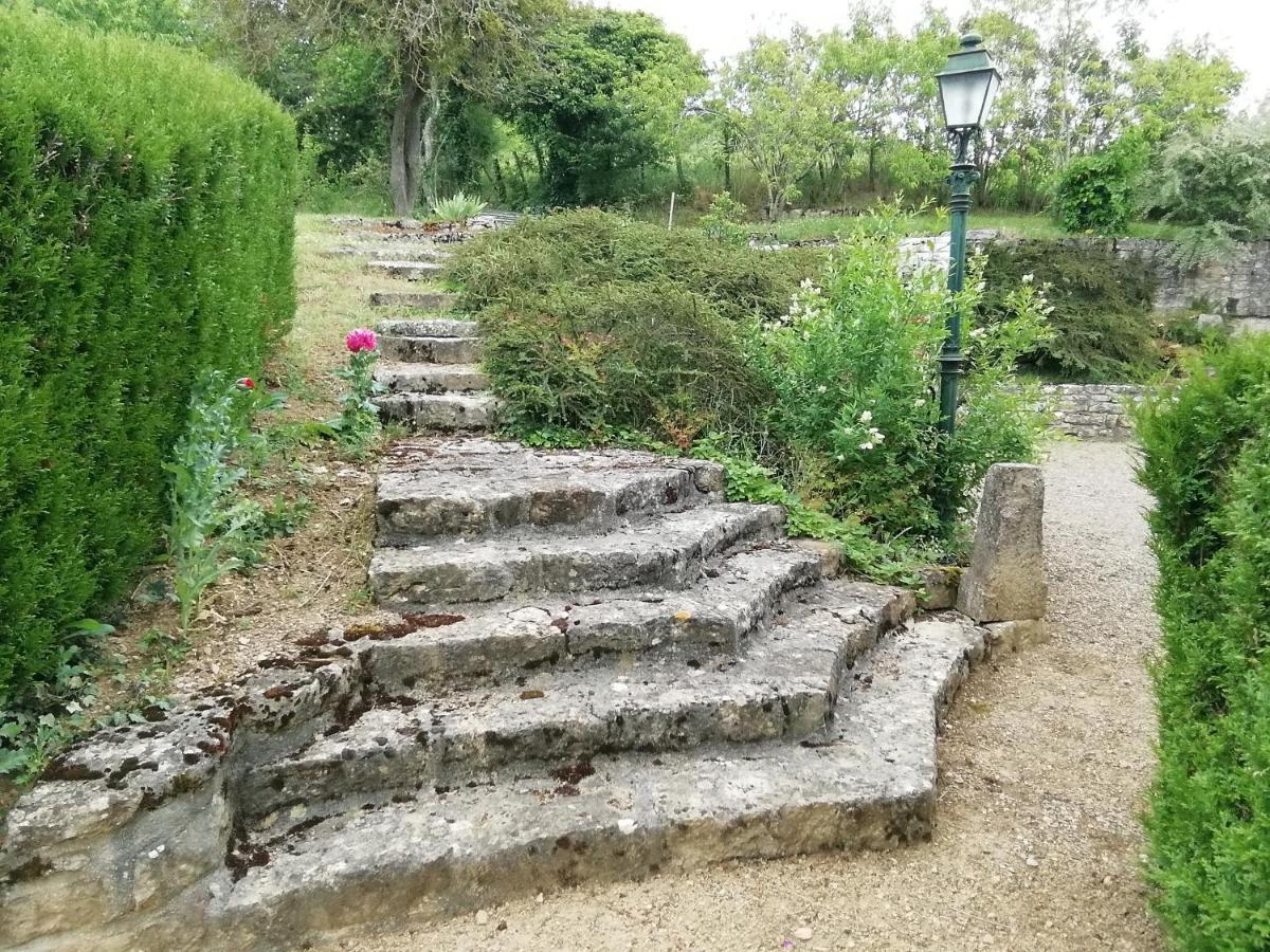 Gite Ancien Lavoir Viserny Exteriör bild